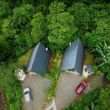 Yarumo Lodge, Rio Celeste Black Chalets Бихагуа Екстериор снимка